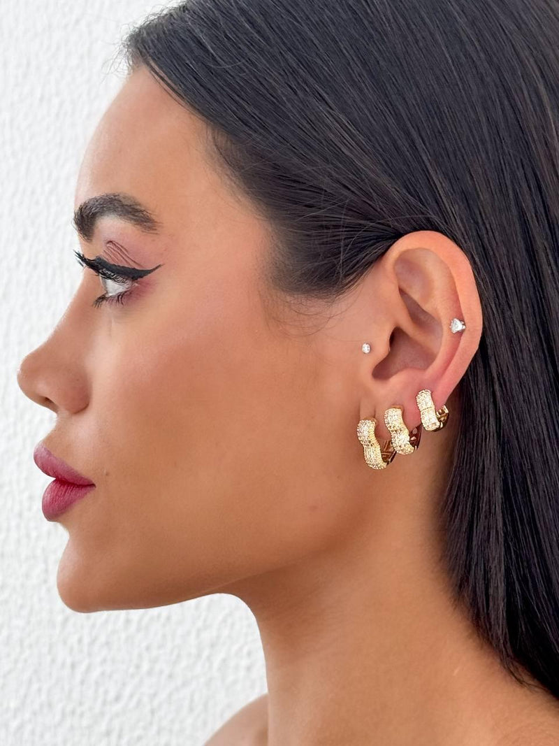 Brinco Folheado Dourado Coração 1°, 2° e 3° Furo