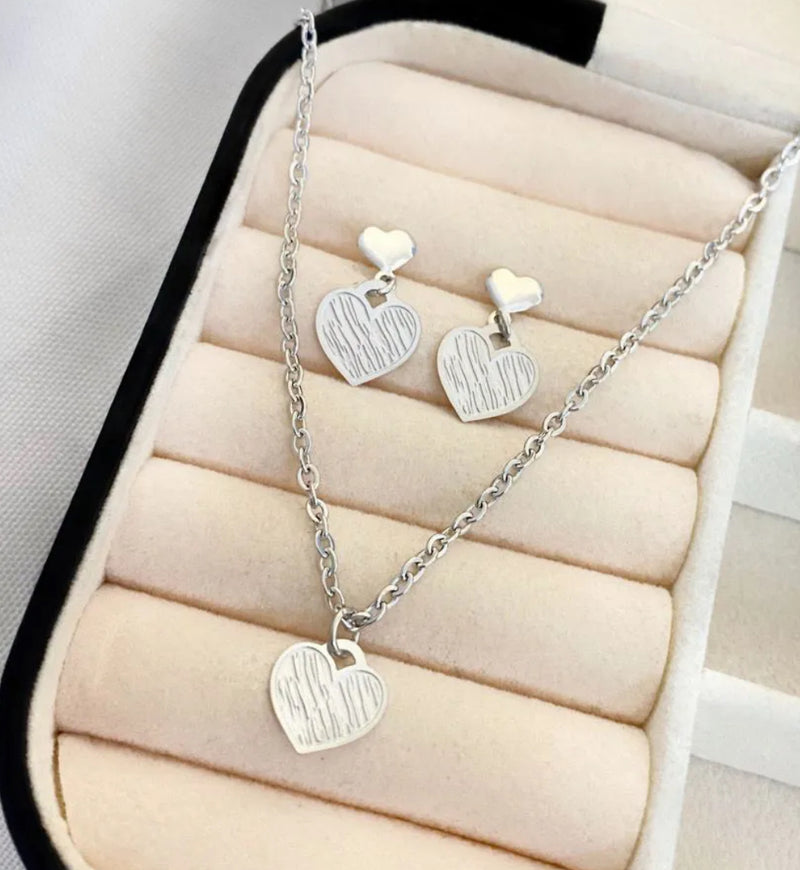 Conjunto Colar e Brinco Coração Aço Inoxidável