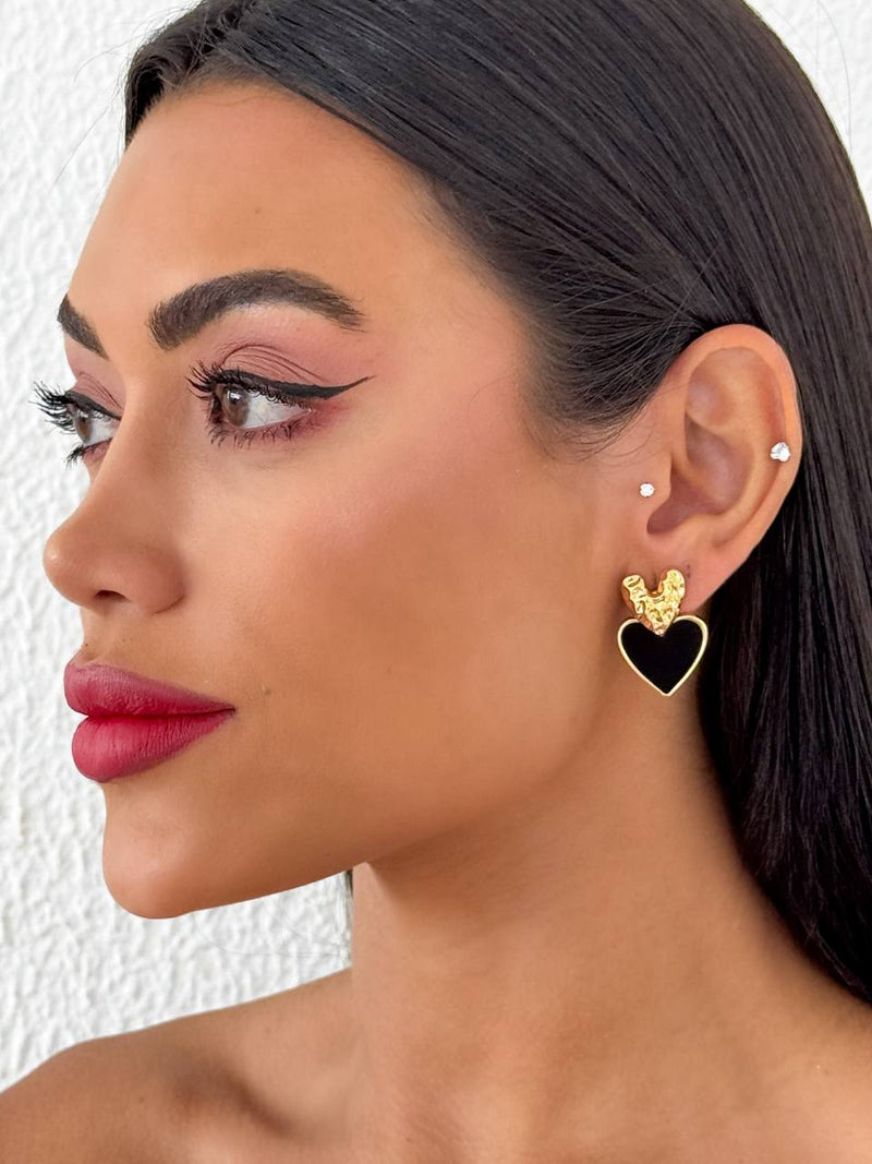 Brinco Folheado Dourado Coração Duplo Preto