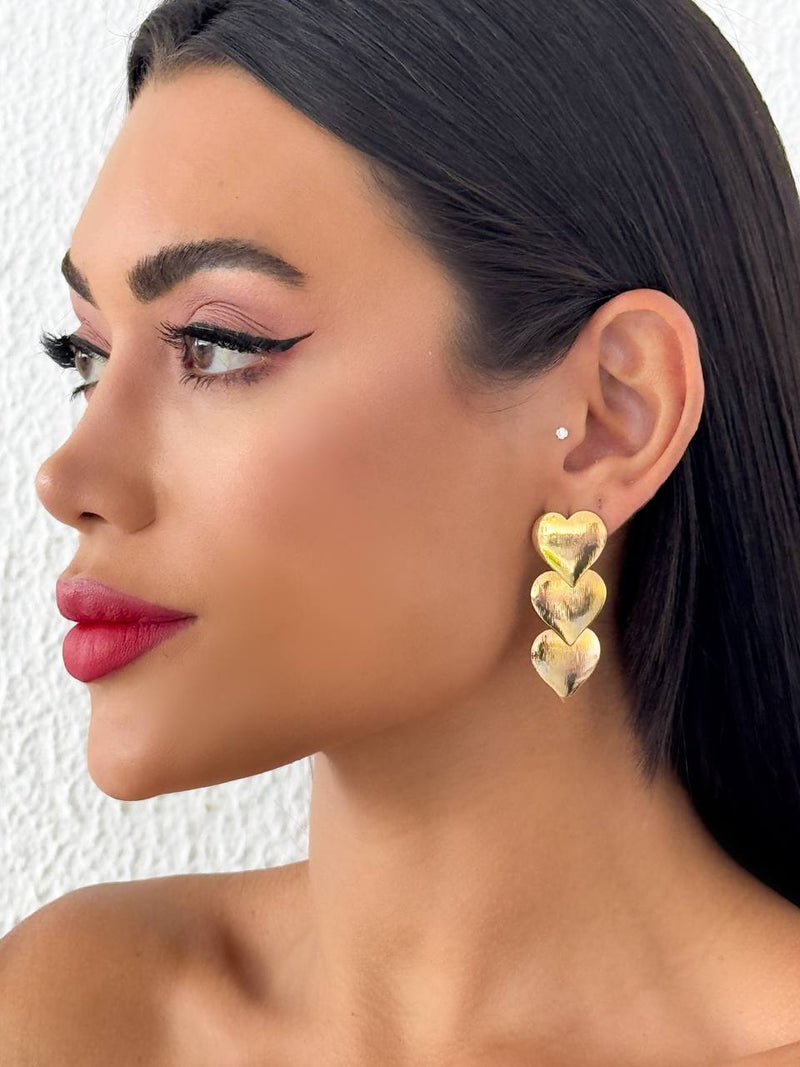 Brinco Folheado Dourado 3 Corações