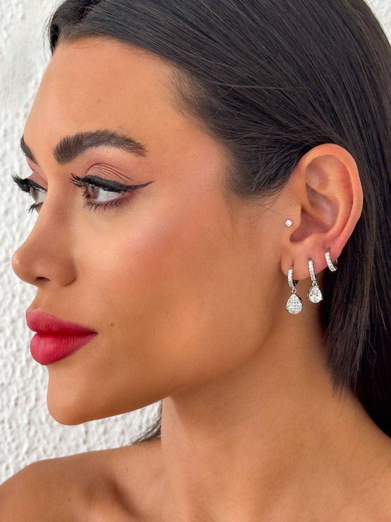 Brinco Prata Pingo Strass 1°, 2° e 3° Furo